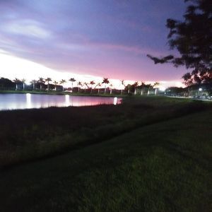 Meet your Posher, Zoe